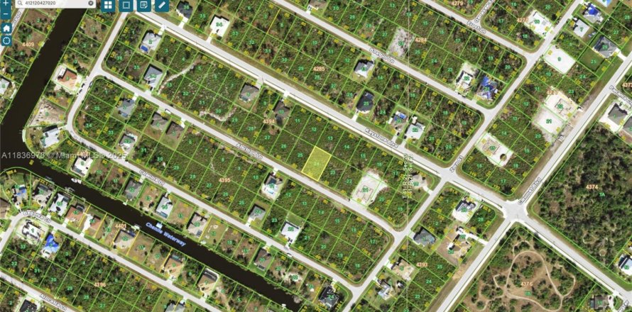 Terreno en Port Charlotte, Florida № 1821739