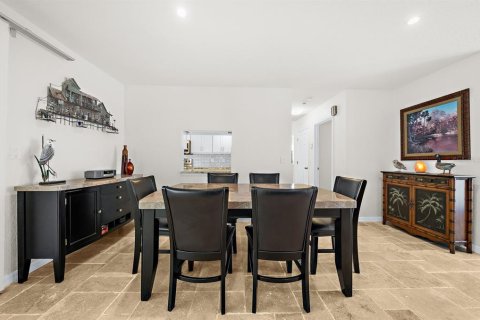 Villa ou maison à vendre à Punta Gorda, Floride: 3 chambres, 162.39 m2 № 2434791 - photo 9