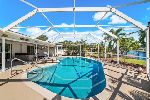 Villa ou maison à vendre à Punta Gorda, Floride: 3 chambres, 162.39 m2 № 2434791 - photo 30