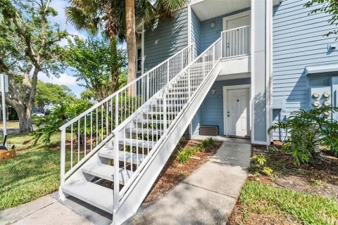 Condo in Lake Mary, Florida, 2 bedrooms  № 1735432 - photo 8