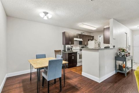 Condo in Lake Mary, Florida, 2 bedrooms  № 1735432 - photo 15