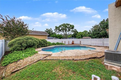 House in Valrico, Florida 3 bedrooms, 124.21 sq.m. № 2267001 - photo 27