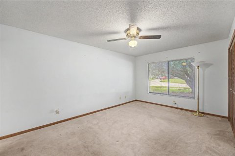 House in Valrico, Florida 3 bedrooms, 124.21 sq.m. № 2267001 - photo 7