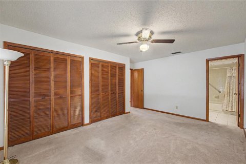 House in Valrico, Florida 3 bedrooms, 124.21 sq.m. № 2267001 - photo 6