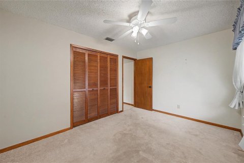 House in Valrico, Florida 3 bedrooms, 124.21 sq.m. № 2267001 - photo 10