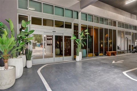 Купить кондоминиум в Майами, Флорида 2 спальни, 75.16м2, № 2034844 - фото 5