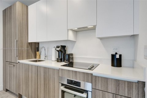 Купить кондоминиум в Майами, Флорида 2 спальни, 75.16м2, № 2034844 - фото 17