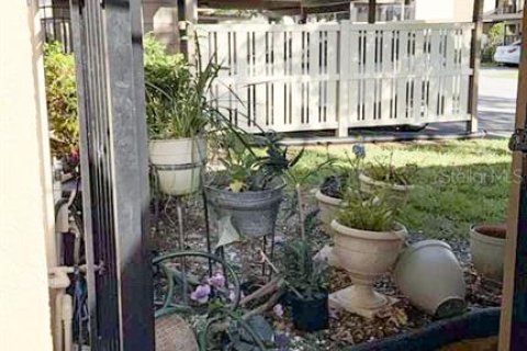 Купить кондоминиум в Гудзон, Флорида 8 комнат, 106.28м2, № 2232476 - фото 17