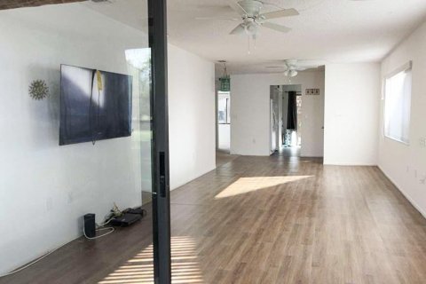 Купить кондоминиум в Гудзон, Флорида 8 комнат, 106.28м2, № 2232476 - фото 18