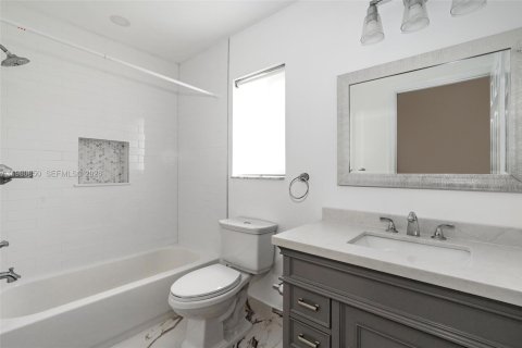 Снять в аренду виллу или дом в Уэстон, Флорида 3 спальни, 144.18м2, № 2043505 - фото 15