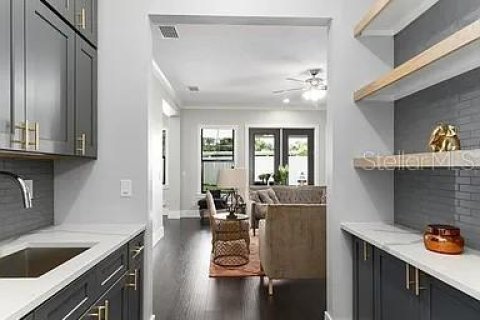 Villa ou maison à louer à Winter Park, Floride: 4 chambres, 306.11 m2 № 2209899 - photo 22