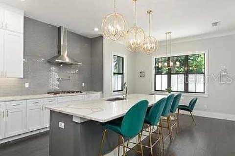Villa ou maison à louer à Winter Park, Floride: 4 chambres, 306.11 m2 № 2209899 - photo 14