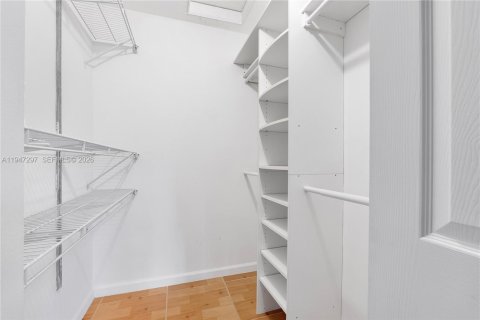 Condo in Margate, Florida, 2 bedrooms  № 2003513 - photo 18