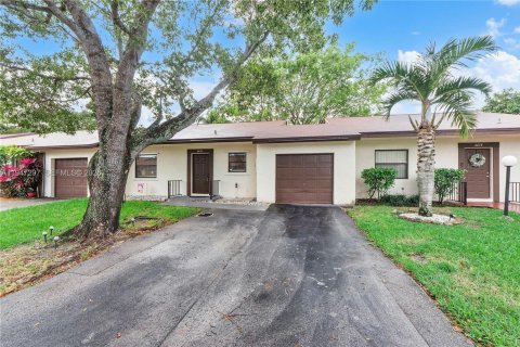 Condo in Margate, Florida, 2 bedrooms  № 2003513