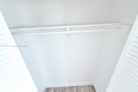 Condominio en alquiler en Miami Beach, Florida, 1 dormitorio, 65.03 m2 № 1748925 - foto 15