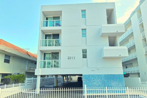 Condominio en alquiler en Miami Beach, Florida, 1 dormitorio, 65.03 m2 № 1748925 - foto 8