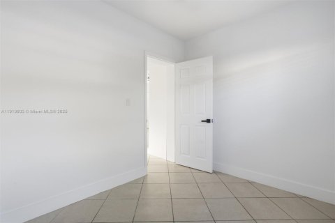 Appartement à louer à Miami, Floride: 2 chambres № 1975167 - photo 14