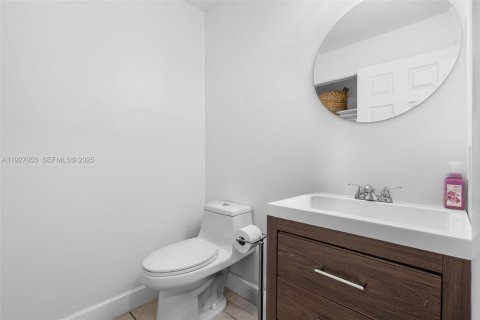 Adosado en venta en Cutler Bay, Florida, 3 dormitorios, 141.03 m2 № 1985858 - foto 8