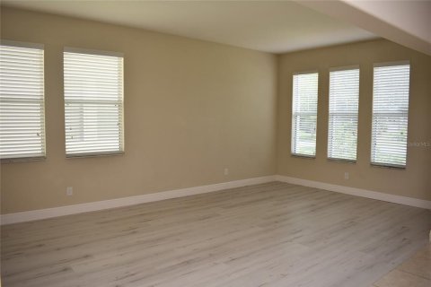 Casa en alquiler en Orlando, Florida, 4 dormitorios, 173.63 m2 № 1912910 - foto 21