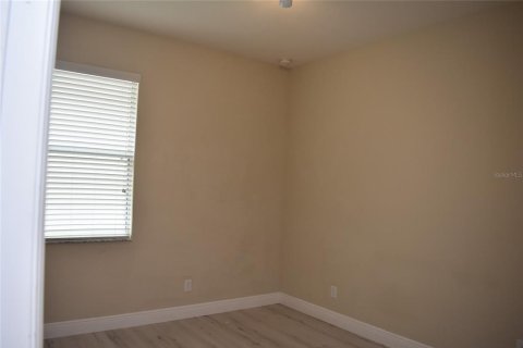 Casa en alquiler en Orlando, Florida, 4 dormitorios, 173.63 m2 № 1912910 - foto 18