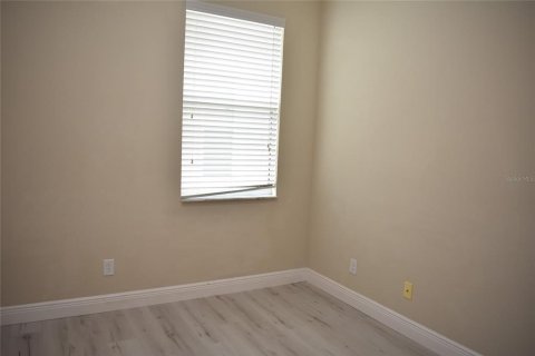 Casa en alquiler en Orlando, Florida, 4 dormitorios, 173.63 m2 № 1912910 - foto 12