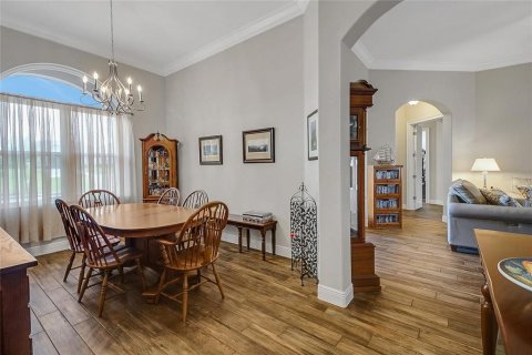House in Lady Lake, Florida 4 bedrooms, 318.84 sq.m. № 1778754 - photo 23