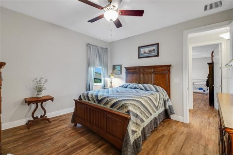 House in Lady Lake, Florida 4 bedrooms, 318.84 sq.m. № 1778754 - photo 30