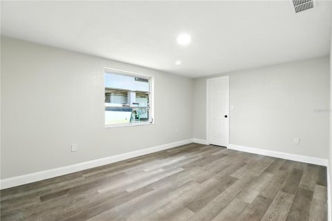 House in Hudson, Florida 3 bedrooms, 127.09 sq.m. № 1906007 - photo 24