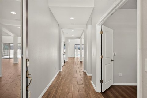 Villa ou maison à vendre à Odessa, Floride: 4 chambres, 307.32 m2 № 2399484 - photo 6