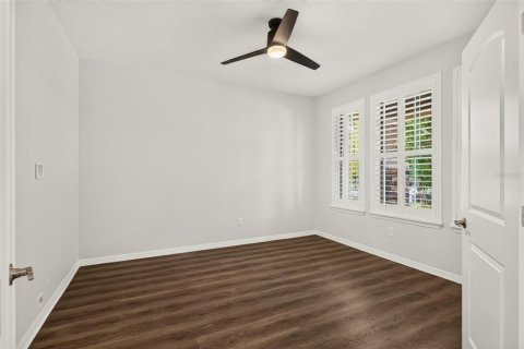 Villa ou maison à vendre à Odessa, Floride: 4 chambres, 307.32 m2 № 2399484 - photo 18