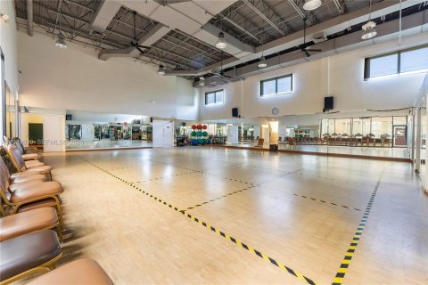 Купить кондоминиум в Тамарак, Флорида 1 спальня, 58.25м2, № 2005490 - фото 30