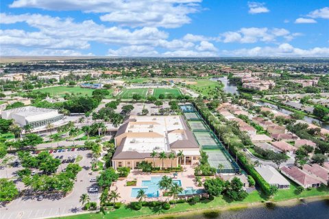 Купить кондоминиум в Тамарак, Флорида 1 спальня, 58.25м2, № 2005490 - фото 24