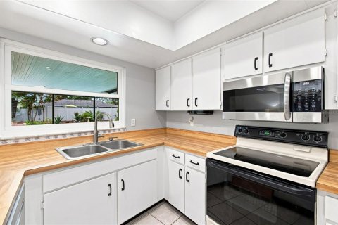 Casa en venta en Valrico, Florida, 4 dormitorios, 183.85 m2 № 2322738 - foto 15