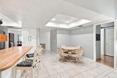 Casa en venta en Valrico, Florida, 4 dormitorios, 183.85 m2 № 2322738 - foto 18