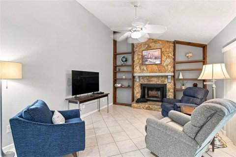 Casa en venta en Valrico, Florida, 4 dormitorios, 183.85 m2 № 2322738 - foto 21