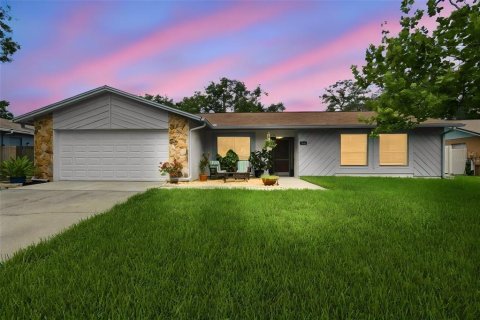 Casa en venta en Valrico, Florida, 4 dormitorios, 183.85 m2 № 2322738 - foto 2