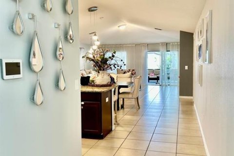 House in Riverview, Florida 4 bedrooms, 212.37 sq.m. № 1762230 - photo 10