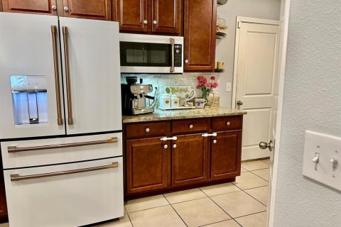 House in Riverview, Florida 4 bedrooms, 212.37 sq.m. № 1762230 - photo 15