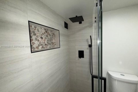 Condominio en alquiler en Sunny Isles Beach, Florida, 1 dormitorio, 71.26 m2 № 2055516 - foto 19