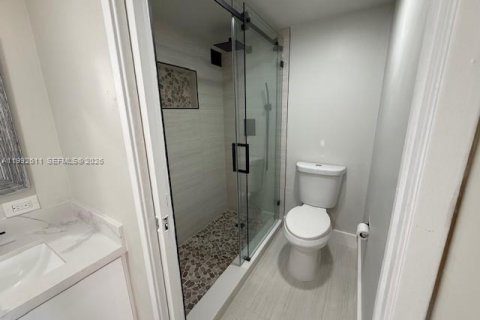 Condominio en alquiler en Sunny Isles Beach, Florida, 1 dormitorio, 71.26 m2 № 2055516 - foto 21