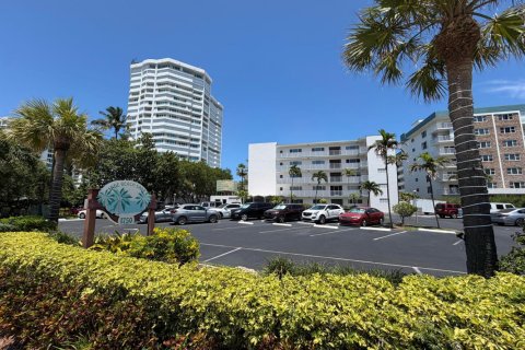 Copropriété à louer à Lauderdale-by-the-Sea, Floride: 2 chambres, 87.79 m2 № 2089628 - photo 3
