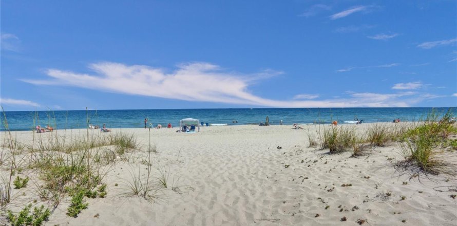 Condo à Lauderdale-by-the-Sea, Floride, 2 chambres  № 2089628