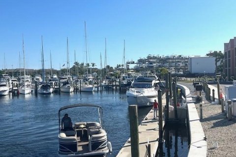 Condominio en alquiler en Punta Gorda, Florida, 3 dormitorios, 192.21 m2 № 1884407 - foto 26