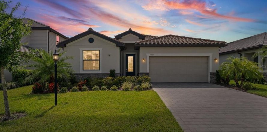 Casa en LORRAINE LAKES en Bradenton, Florida 4 dormitorios, 187.29 m2 № 1853643