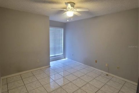 Condo in Orlando, Florida, 2 bedrooms  № 1900483 - photo 4