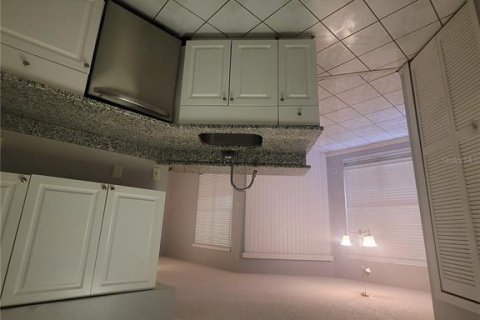 Condo in Orlando, Florida, 2 bedrooms  № 1900483 - photo 3