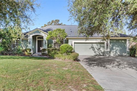 House in Clermont, Florida 3 bedrooms, 190.45 sq.m. № 1886066 - photo 1