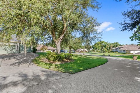 House in Clermont, Florida 3 bedrooms, 190.45 sq.m. № 1886066 - photo 3