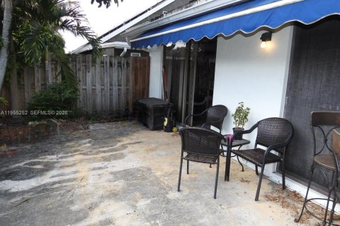 Купить виллу или дом в Санрайз, Флорида 4 спальни, № 2023675 - фото 19