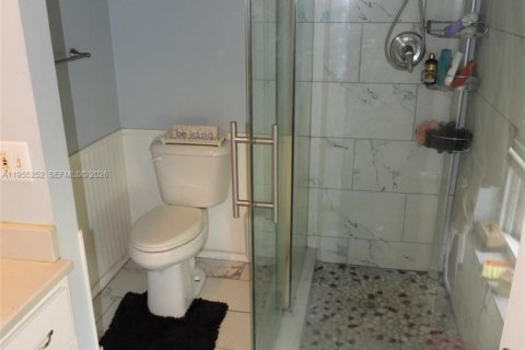 Купить виллу или дом в Санрайз, Флорида 4 спальни, № 2023675 - фото 13